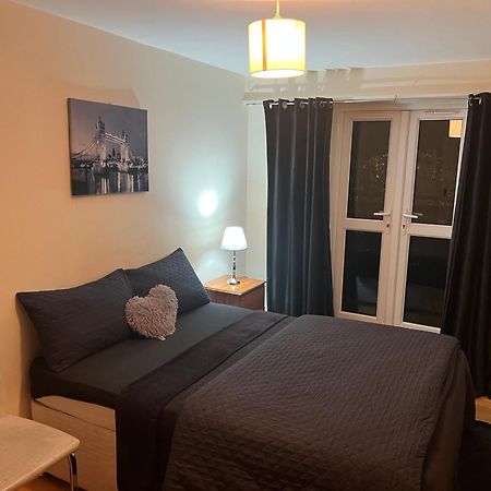 Wilmot Close Λονδίνο Εξωτερικό φωτογραφία