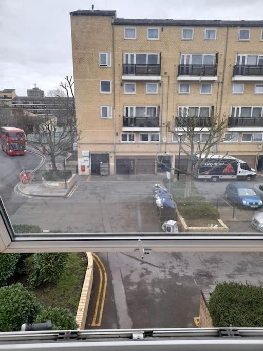 Wilmot Close Λονδίνο Εξωτερικό φωτογραφία